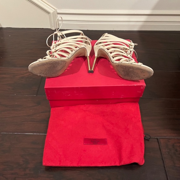 Valentino Leather Gladiator Sandals (EU38) - Picture 5 of 5